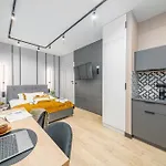 S12 Premium - By Hosty كراكوفيا