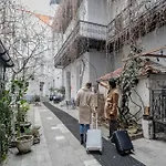 Apartahotel S12 Premium - By Hosty 3*