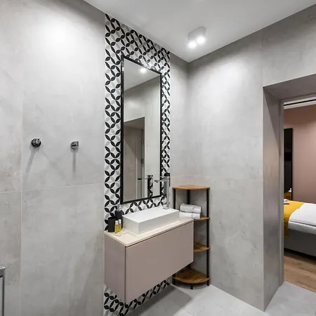 Platinia Premium 3* Krasków