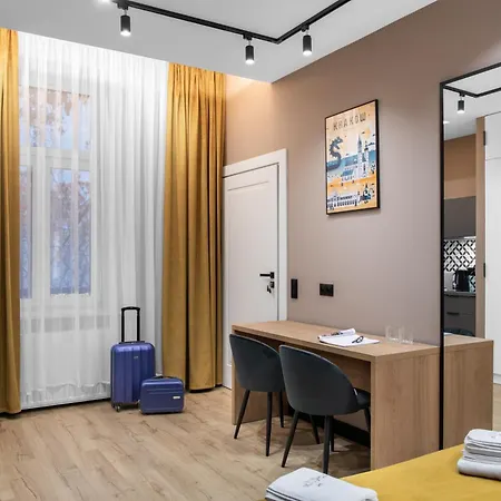 Platinia Premium Aparthotel *