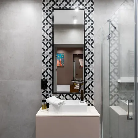 Platinia Premium Aparthotel 3*