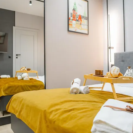 S12 Premium - By Hosty Lejlighedshotel Kraków