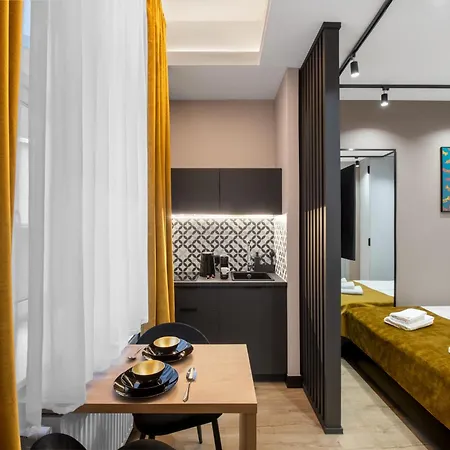 Platinia Premium Apartmanhotel